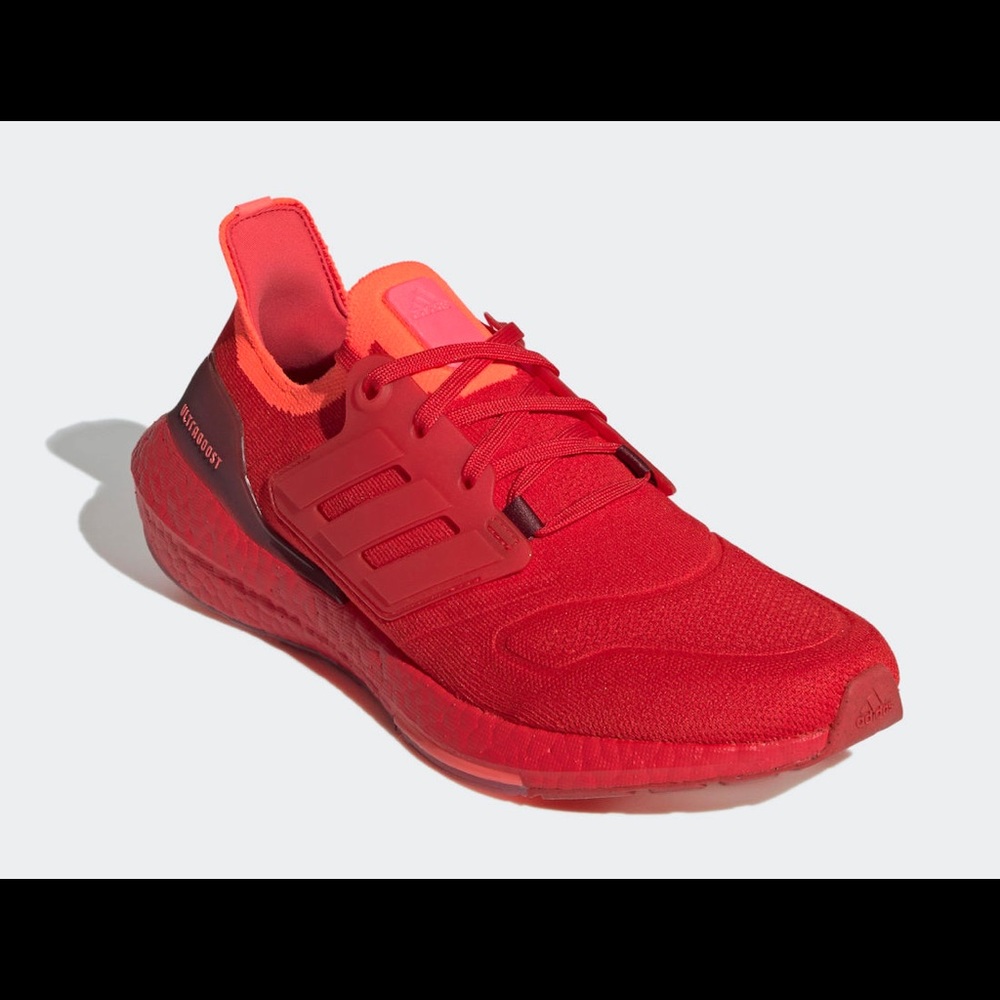 Adidas UltraBoost Running Sneaker Mens Size 10 red brand new